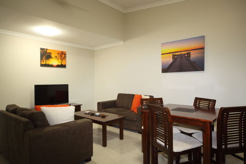 Direct Hotels - Villas On Rivergum - Accommodation Rockhampton 0
