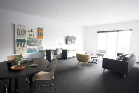 Tyrian Serviced Apartments - Accommodation Rockhampton 2