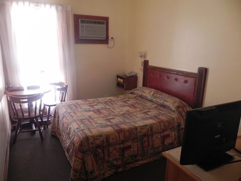 St Georges Motor Inn - Accommodation Rockhampton 5
