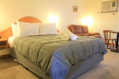 St Georges Motor Inn - Accommodation Rockhampton 6