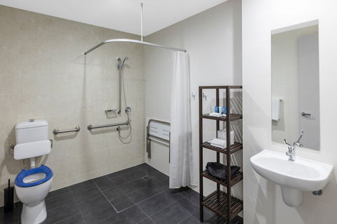 Meriton Serviced Apartments North Sydney - Accommodation Rockhampton 0