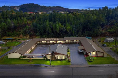Gold Rush Inn - Accommodation Rockhampton 1