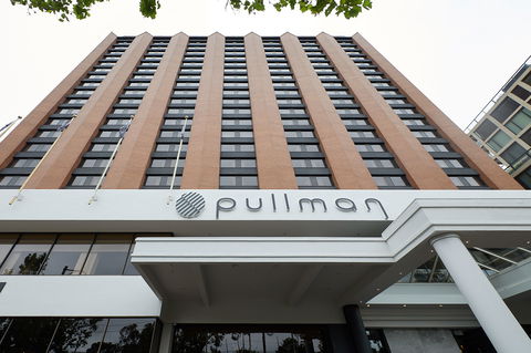 Pullman Melbourne On The Park - Accommodation Rockhampton 0