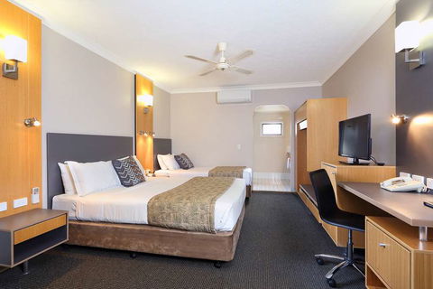 Brisbane International - Virginia - Accommodation Rockhampton 0