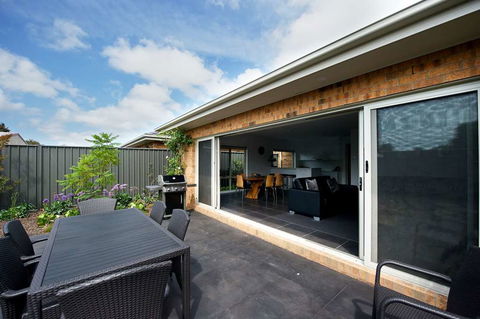 Mansi On Raymond - Accommodation Rockhampton 2
