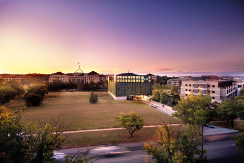 Little National Hotel - Accommodation Rockhampton 0
