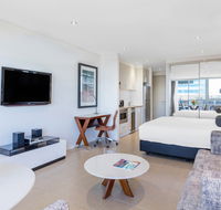 Meriton Suites Broadbeach - Accommodation Rockhampton