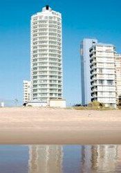 Pacific Views Resort On Main Beach - Accommodation Rockhampton 0