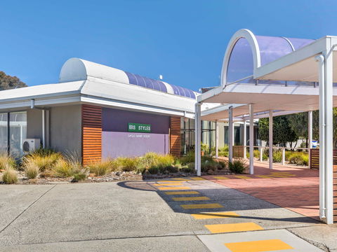 Ibis Styles Eagle Hawk Canberra Resort - Accommodation Rockhampton 1
