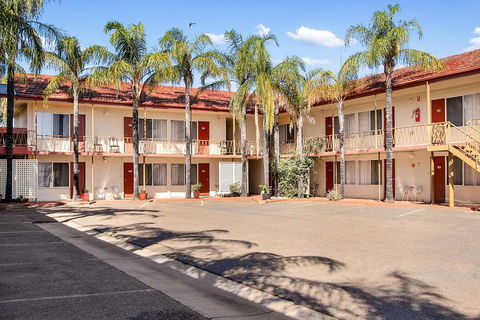 Econo Lodge Griffith Motor Inn - Accommodation Rockhampton 2