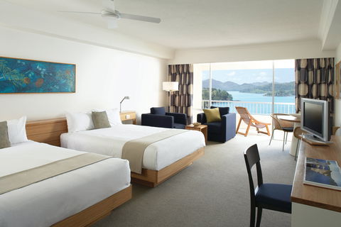 Reef View Hotel - Accommodation Rockhampton 0