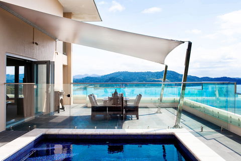 Reef View Hotel - Accommodation Rockhampton 2