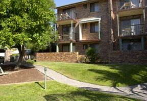 Toowong Villas - Accommodation Rockhampton 0
