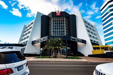 Best Western Plus Hotel Lord Forrest - Accommodation Rockhampton 1