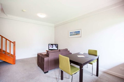 Royal Palms Resort by Nightcap - Accommodation Rockhampton 2