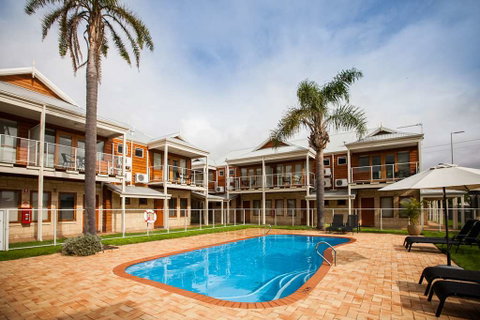 Royal Palms Resort by Nightcap - Accommodation Rockhampton 8