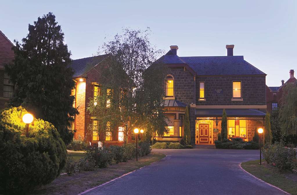 Alfredton VIC Accommodation Rockhampton