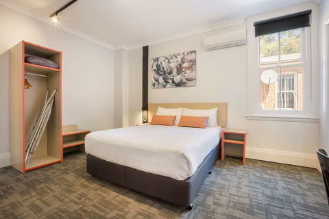 Nightcap At Regents Park Hotel - Accommodation Rockhampton 2