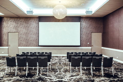Holiday Inn Warwick Farm - Accommodation Rockhampton 7