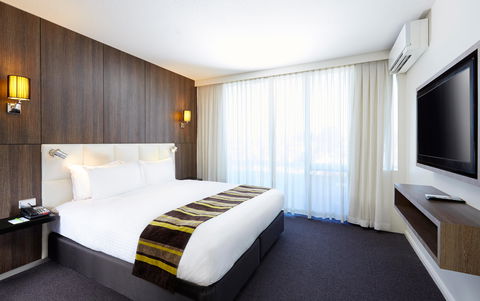 Holiday Inn Warwick Farm - Accommodation Rockhampton 10