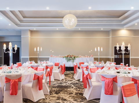 Holiday Inn Warwick Farm - Accommodation Rockhampton 16