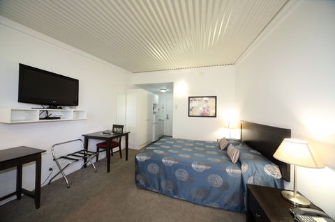 Route 66 Motor Inn - Accommodation Rockhampton 2