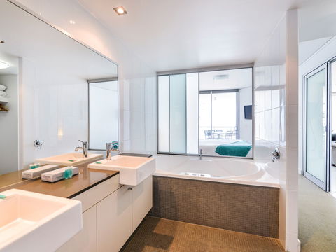 Grand Mercure Apartments Bargara - Accommodation Rockhampton 6