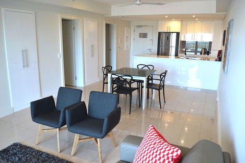 Signatures On Woods - Accommodation Rockhampton 4