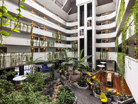 Novotel Darwin Atrium - Accommodation Rockhampton 0