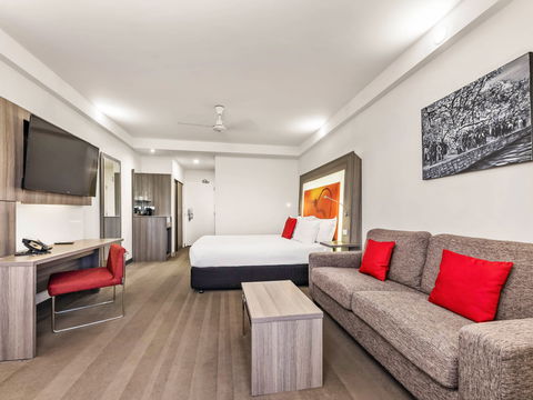 Novotel Darwin Atrium - Accommodation Rockhampton 5