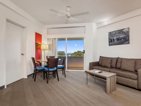 Novotel Darwin Atrium - Accommodation Rockhampton 6