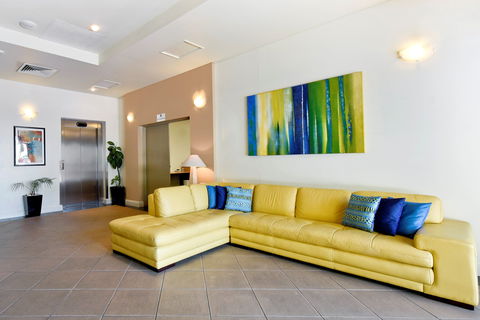 Metro Advance Apartments & Hotel - Accommodation Rockhampton 2