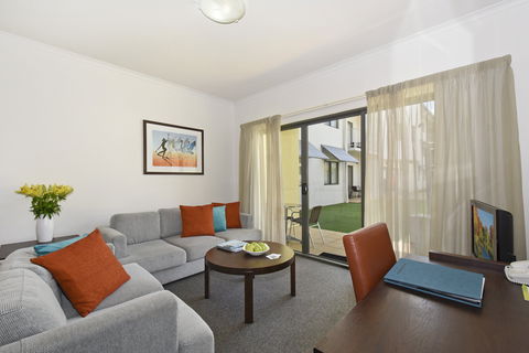 Metro Advance Apartments & Hotel - Accommodation Rockhampton 5