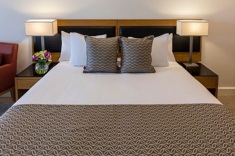 Oaks Elan Darwin - Accommodation Rockhampton 2