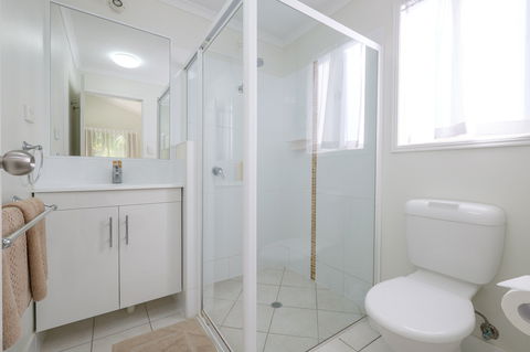 Barney Beach Accommodation Centre - Accommodation Rockhampton 2