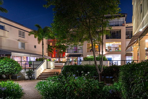 Goldsborough Place - Accommodation Rockhampton 0