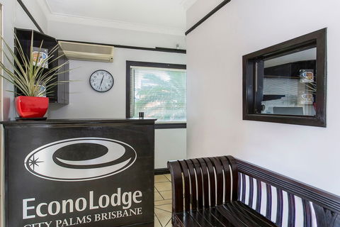 Econo Lodge City Palms Brisbane - Accommodation Rockhampton 1