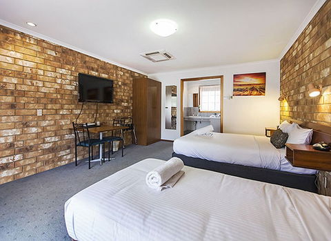 Clare Central Motel - Accommodation Rockhampton 1