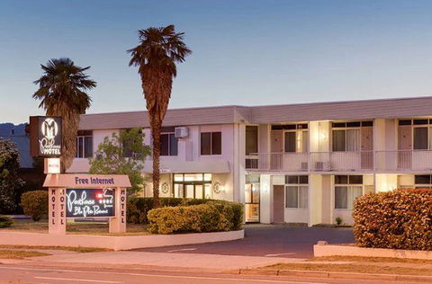 Posthouse MotorLodge - Accommodation Rockhampton 1