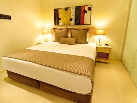 IStay Precinct - Accommodation Rockhampton 1