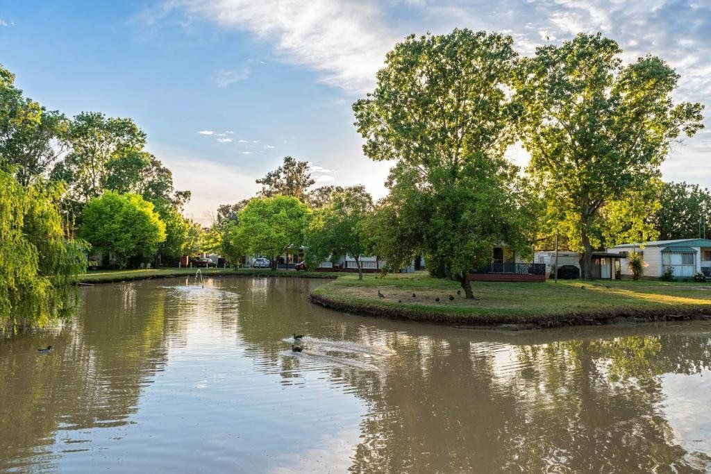 Womboota NSW Accommodation Rockhampton
