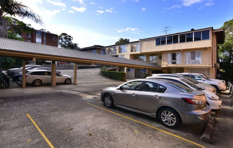 Twin Towers Inn - Accommodation Rockhampton 1
