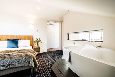 Salamanca Wharf Hotel - Accommodation Rockhampton 2