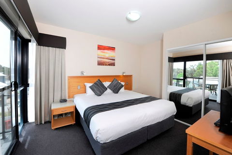 Assured Ascot Quays Apartment Hotel - Accommodation Rockhampton 2