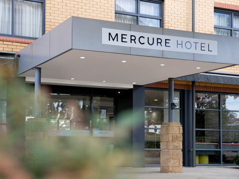 Mercure Sydney Blacktown - Accommodation Rockhampton 1