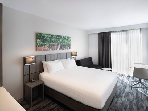 Mercure Sydney Blacktown - Accommodation Rockhampton 2