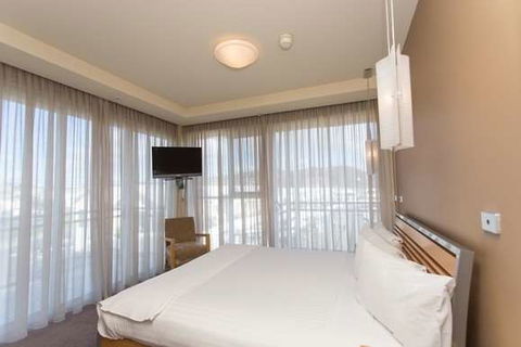 Peppers Seaport Hotel - Accommodation Rockhampton 1