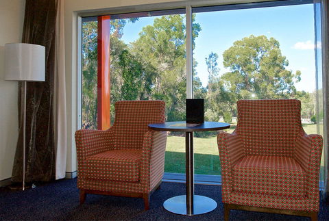 Alexandra Hills Hotel - Accommodation Rockhampton 2