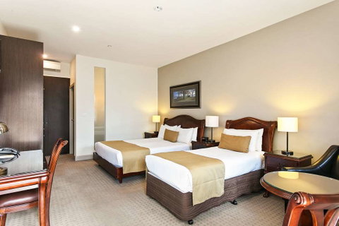 Quality Inn Heritage on Lydiard - Accommodation Rockhampton 0