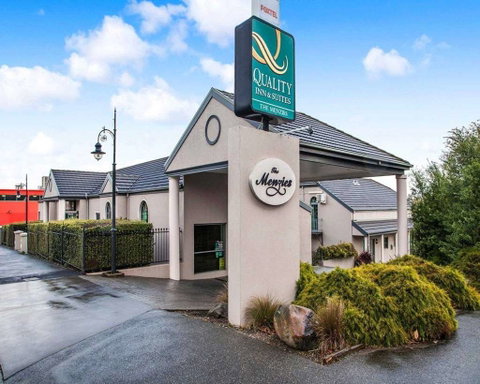 Quality Inn & Suites Menzies - Accommodation Rockhampton 0